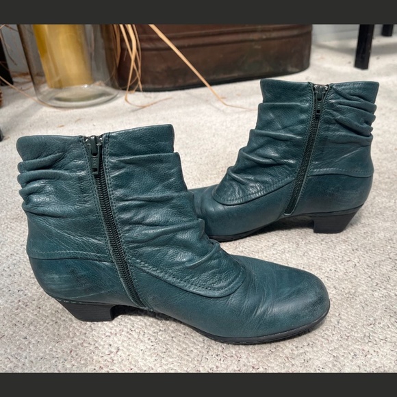Cobb Hill Leather Slouch Heeled Ankle Boots Dark Teal Size 7 Great Condition - Picture 7 of 10